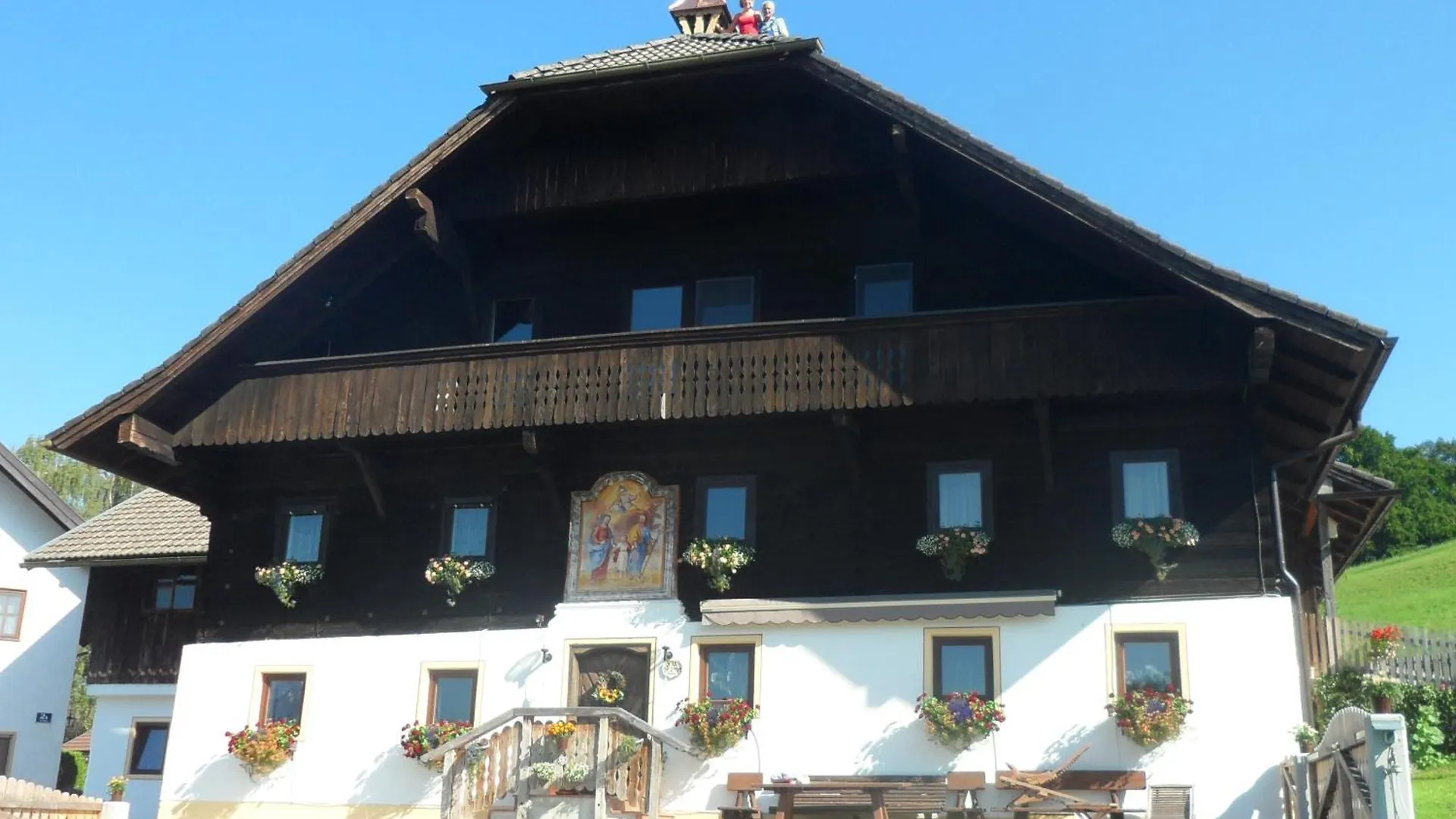 Stadtbauernhof Salzburg - Ferienwohnung - Gut Unterleithen 0*,  Austria