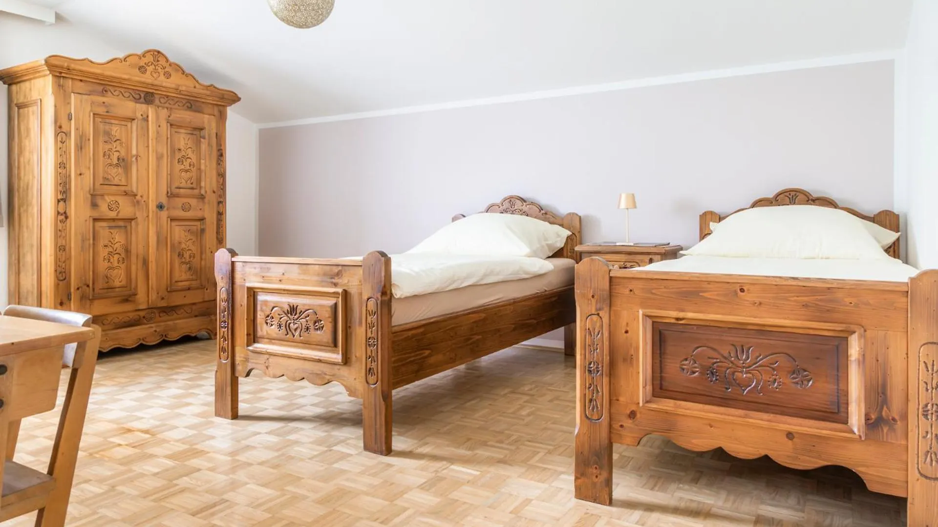 Stadtbauernhof Salzburg - Ferienwohnung - Gut Unterleithen Apartment